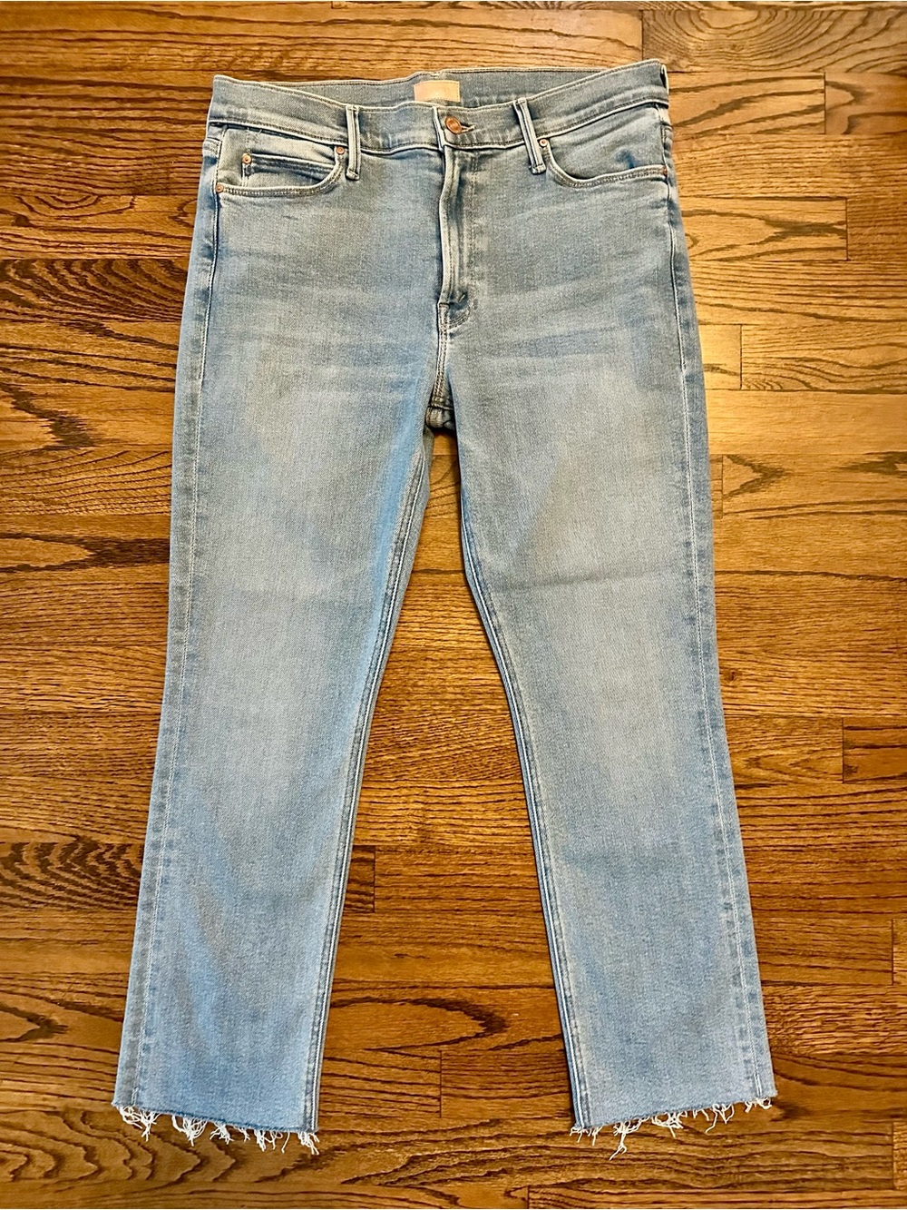 Mother raw hem jeans size 31